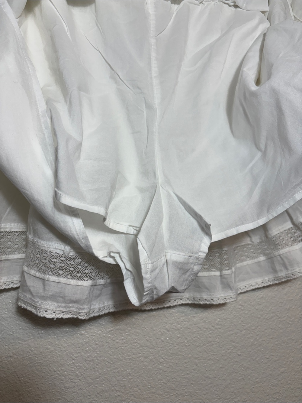 NWT* Abercrombie & Fitch 100% Cotton White Lace Trimmed Tiered Skort Size XL - Picture 2 of 6